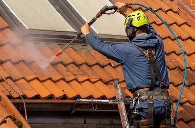 Démoussage et hydrofuge de toiture à Brumetz